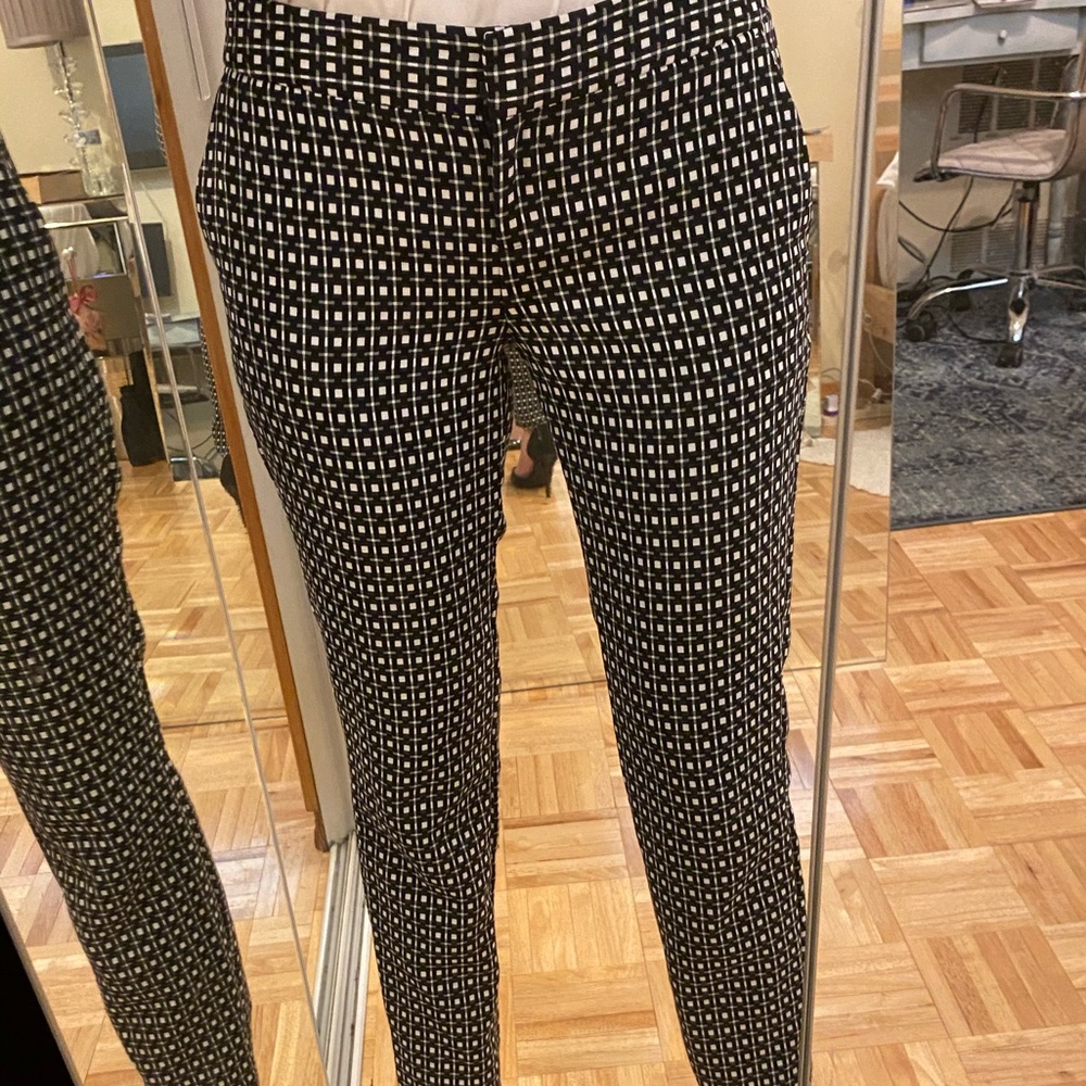 Express black and white gingham crop pant size 0